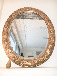 Très grand miroir ovale d'époque 18ème